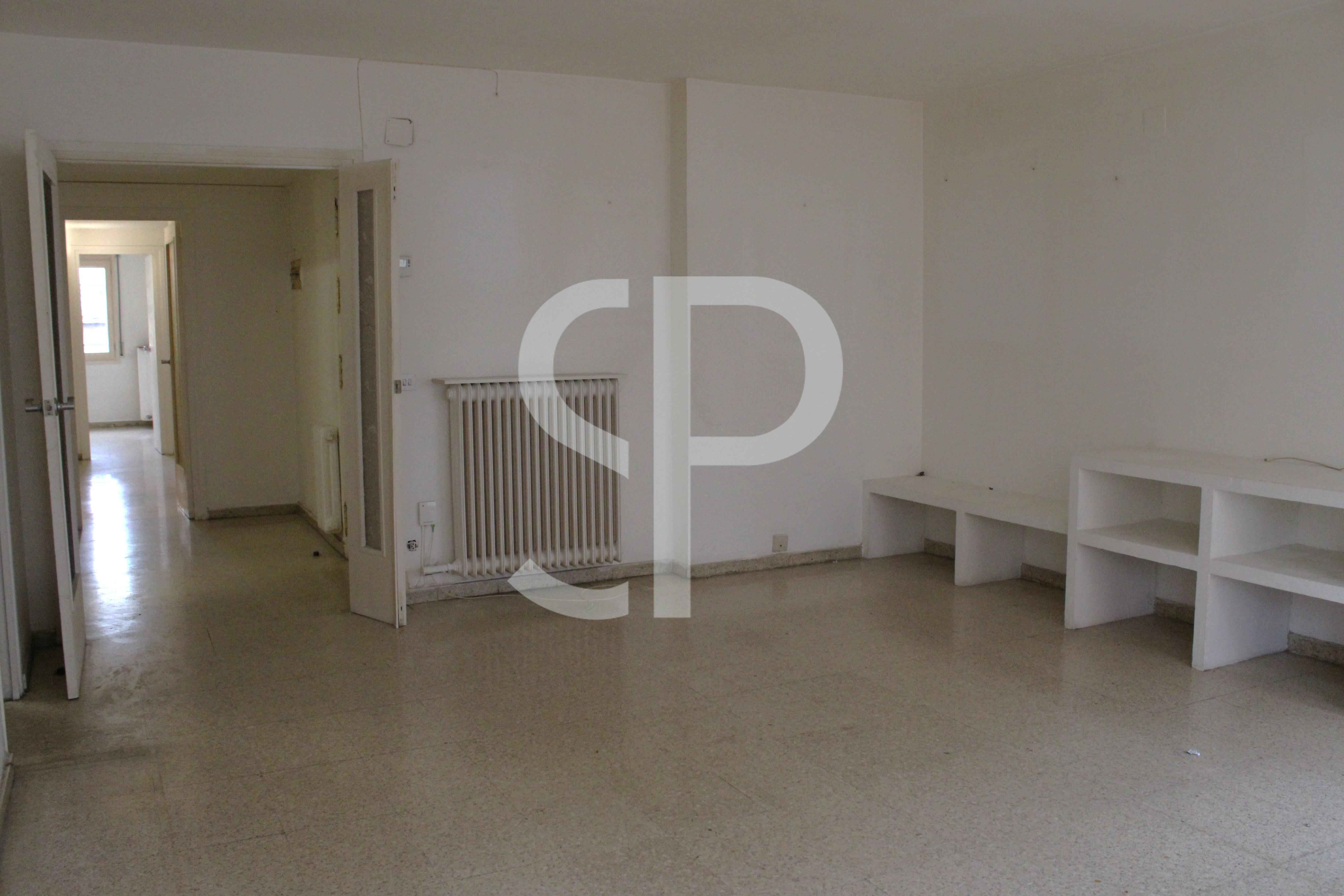 21 MALUQUER SALVADOR, 4 Habitacions Habitacions,2 BanysBanys,Pis / Apartament,Venda,MALUQUER SALVADOR,MALUQUER SALVADOR,1082
