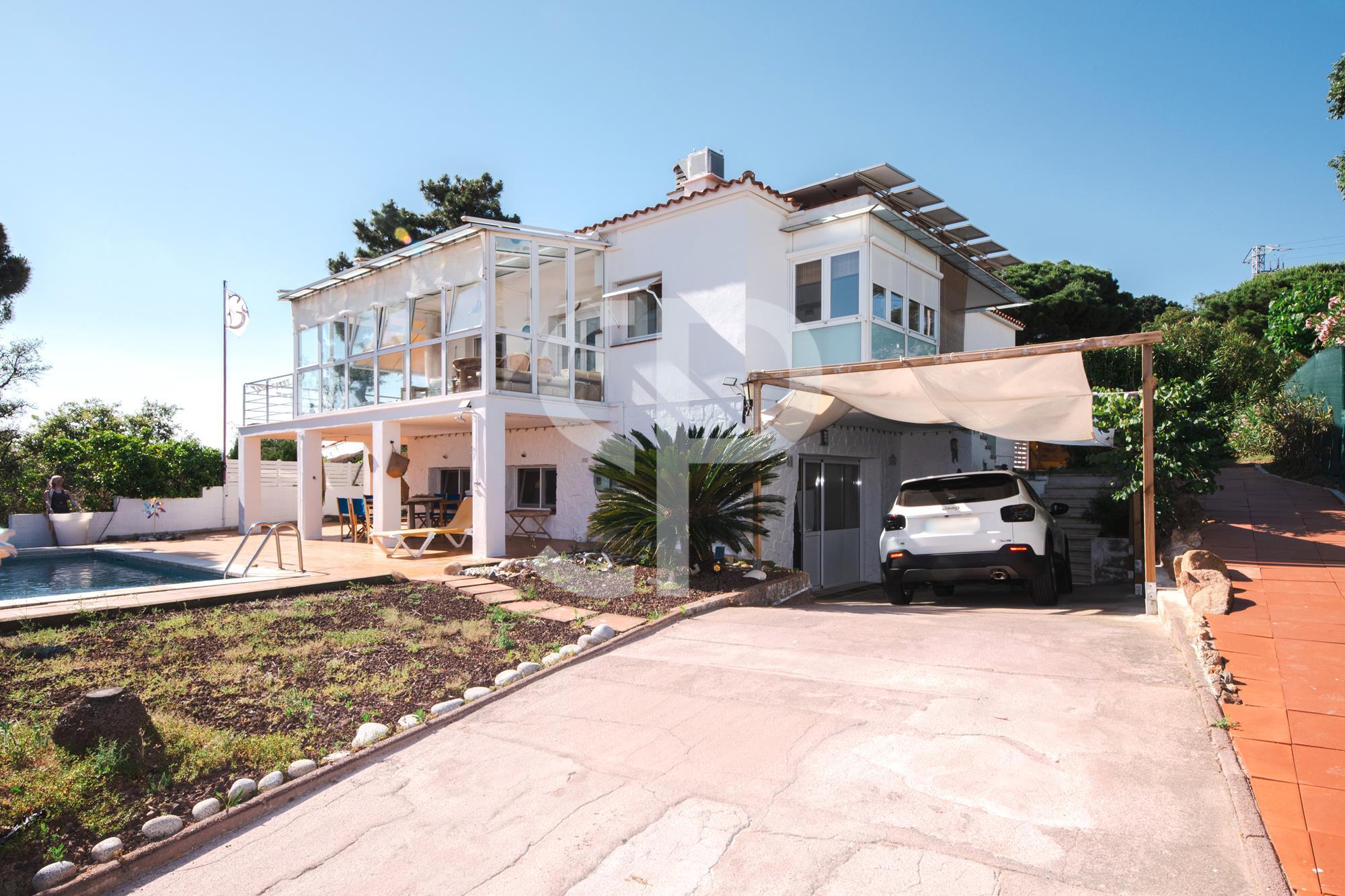 53 President Lluis Companys, 17220, 3 Habitacions Habitacions,3 BanysBanys,Chalet,Venda,President Lluis Companys,President Lluis Companys,1083